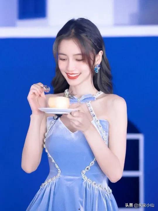 吃瓜娱乐热巴,揭秘娱乐圈幕后故事  第3张 吃瓜娱乐热巴,揭秘娱乐圈幕后故事  第3张