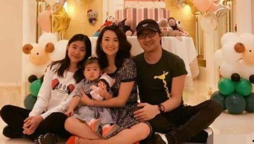 网友爆料当后妈视频,当后妈的辛酸与挑战,视频揭露真实家庭生活