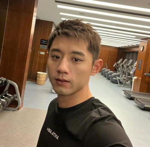 张继科爆料景甜视频在线,揭秘两人甜蜜背后的故事  第2张 张继科爆料景甜视频在线,揭秘两人甜蜜背后的故事  第2张