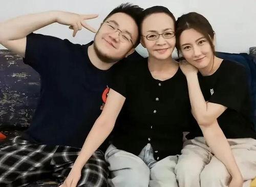 八卦吃瓜娱乐博主视频,八卦吃瓜达人带你揭秘热门视频幕后故事  第3张 八卦吃瓜娱乐博主视频,八卦吃瓜达人带你揭秘热门视频幕后故事  第3张