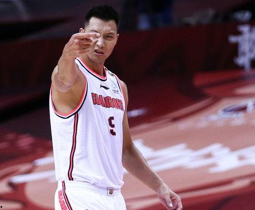 易建联最新爆料视频,揭秘篮球生涯幕后故事  第2张 易建联最新爆料视频,揭秘篮球生涯幕后故事  第2张
