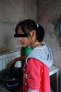 女子爆料爷爷死亡视频在线观看,女子爆料爷爷死亡视频引发关注 第3张 女子爆料爷爷死亡视频在线观看,女子爆料爷爷死亡视频引发关注 第3张