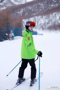 爆料滑雪超哥视频大全播放,精彩瞬间回顾，燃情冰雪盛宴