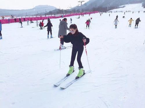 爆料滑雪超哥视频大全播放,精彩瞬间回顾,燃情冰雪盛宴 第2张 爆料滑雪超哥视频大全播放,精彩瞬间回顾,燃情冰雪盛宴 第2张